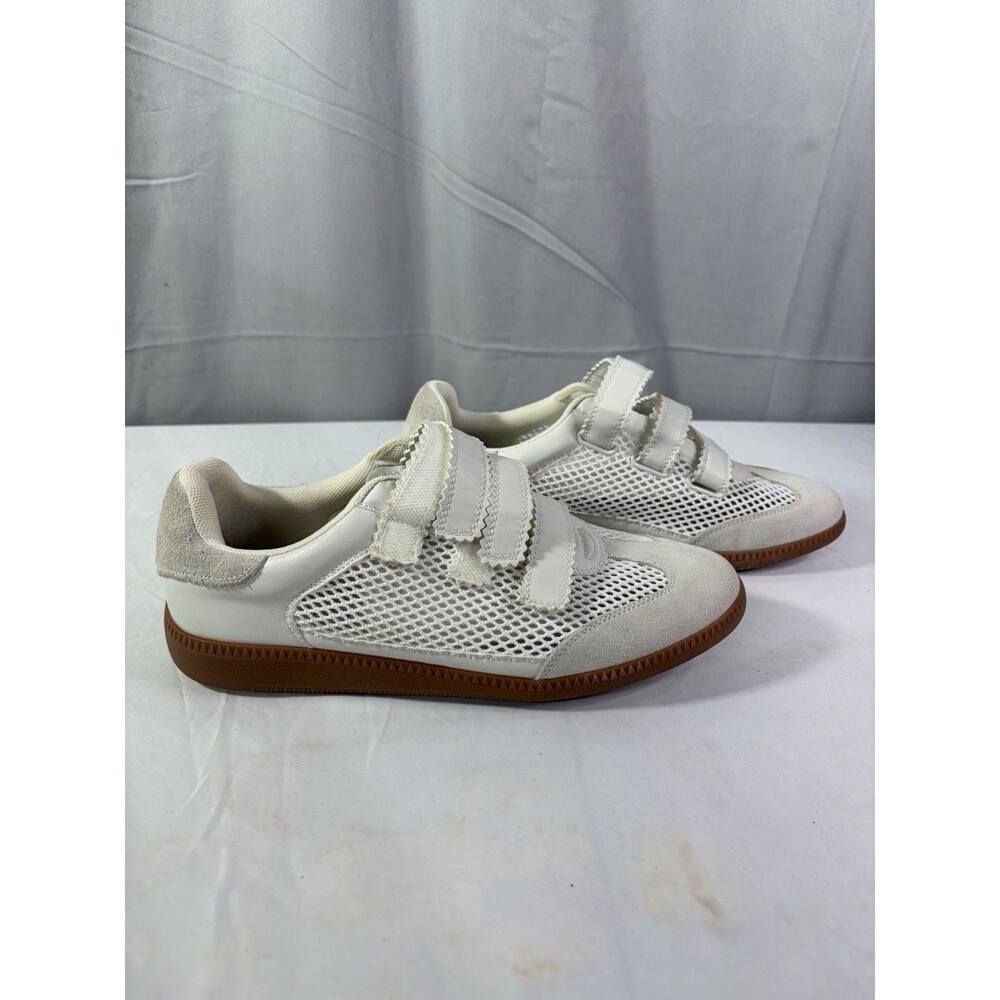 Steve Madden White Mesh Platform Sneakers. US Women’s 10M